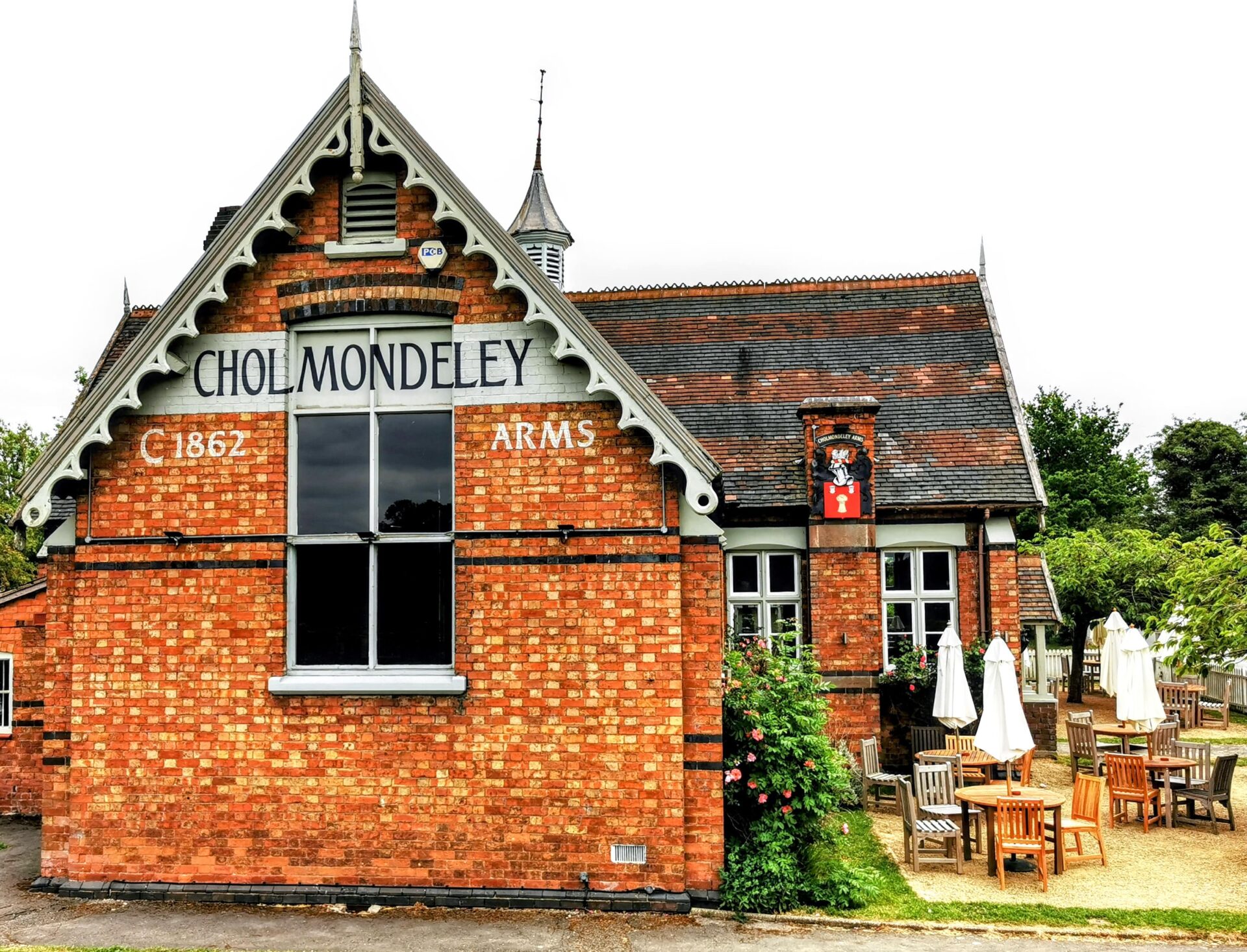 Cholmondeley Arms